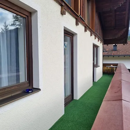 Apartment Edelweiss *